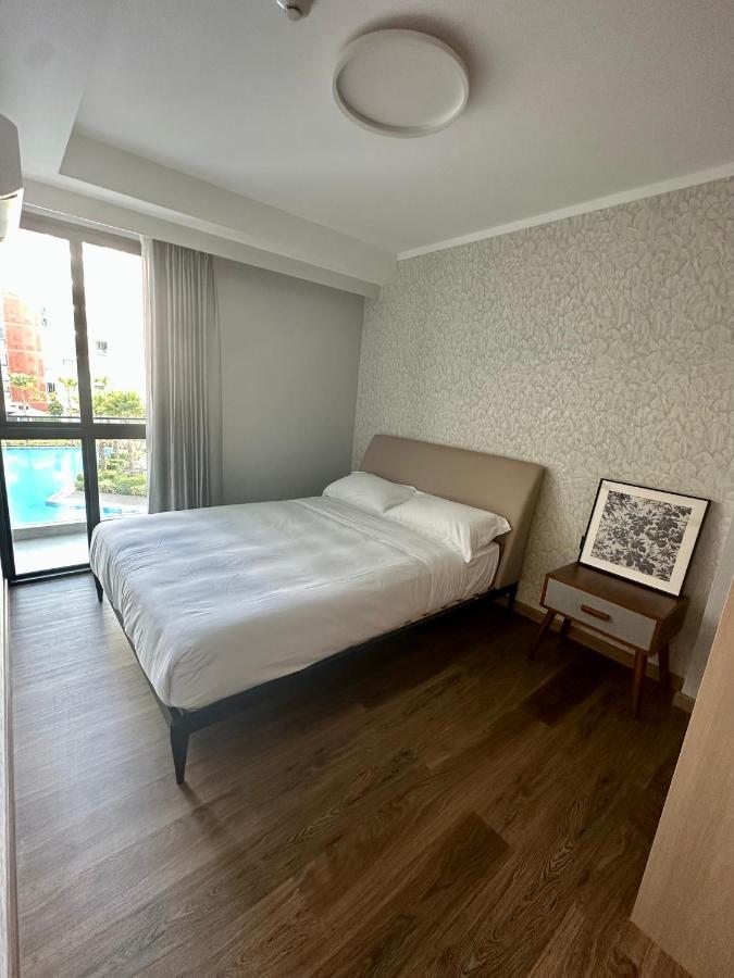 The One Apartment