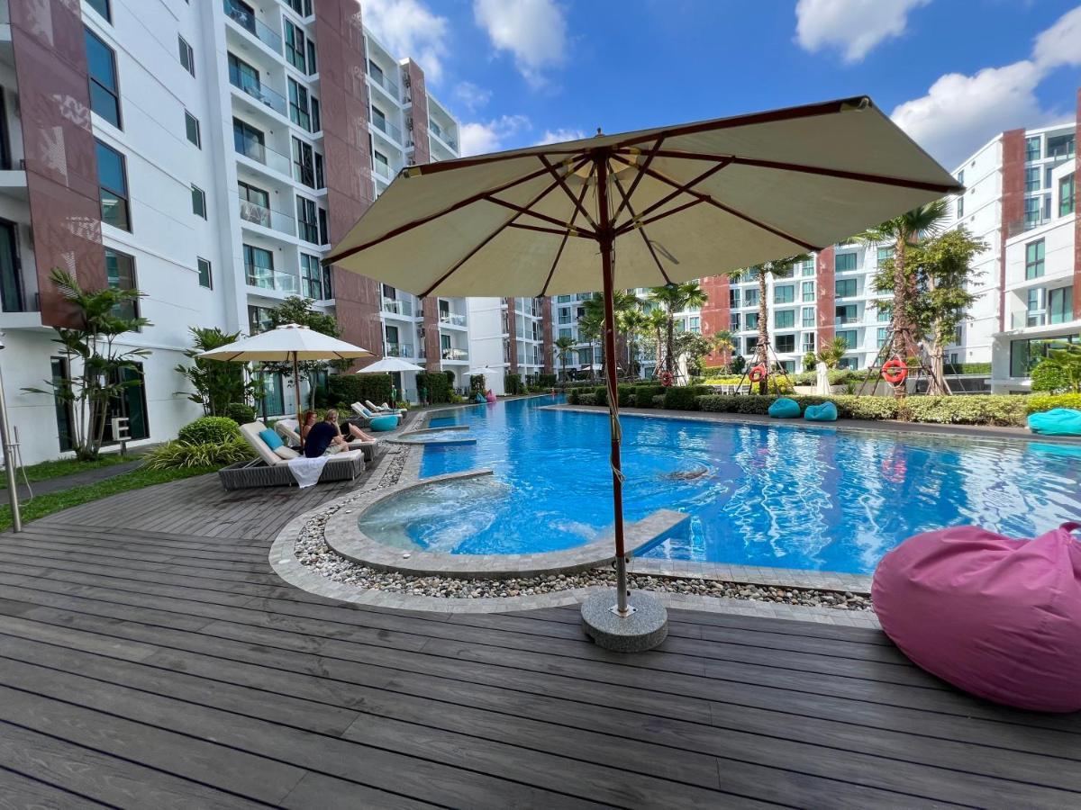 The One Apartment *
