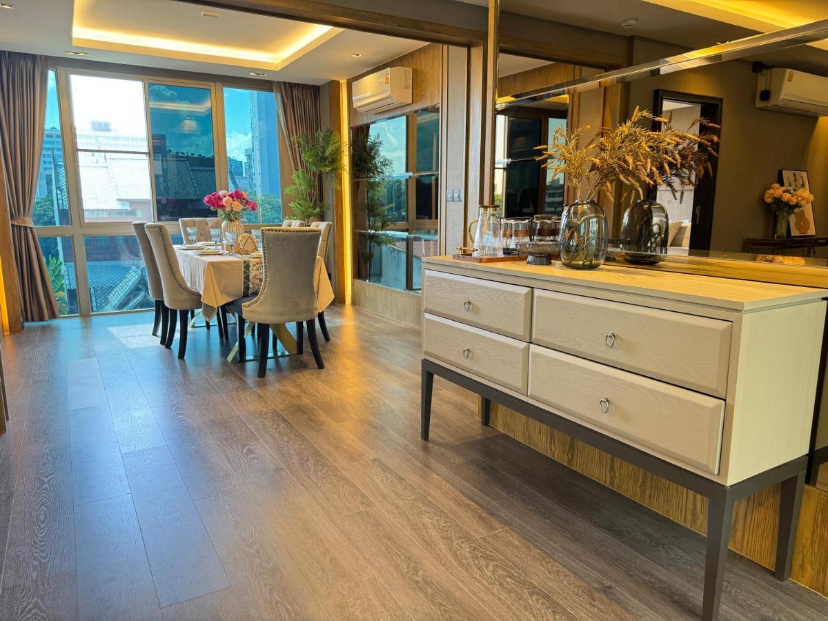 Night Market Super Large Luxurious 3-bedroom Hotel-style Chiang Mai