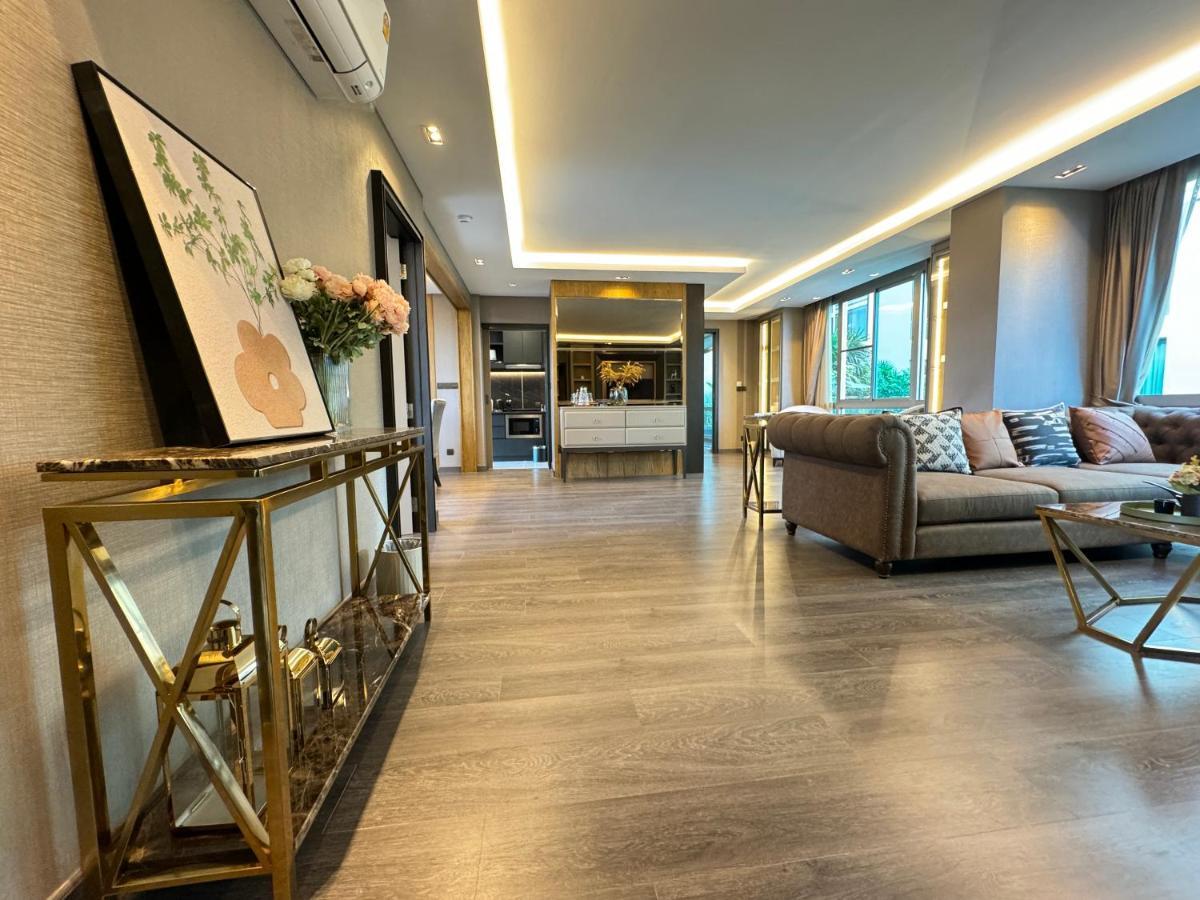 Night Market Super Large Luxurious 3-bedroom Hotel-style Apartment *