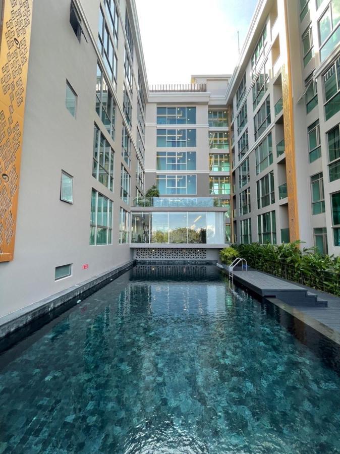 Night Market Super Large Luxurious 3-bedroom Hotel-style