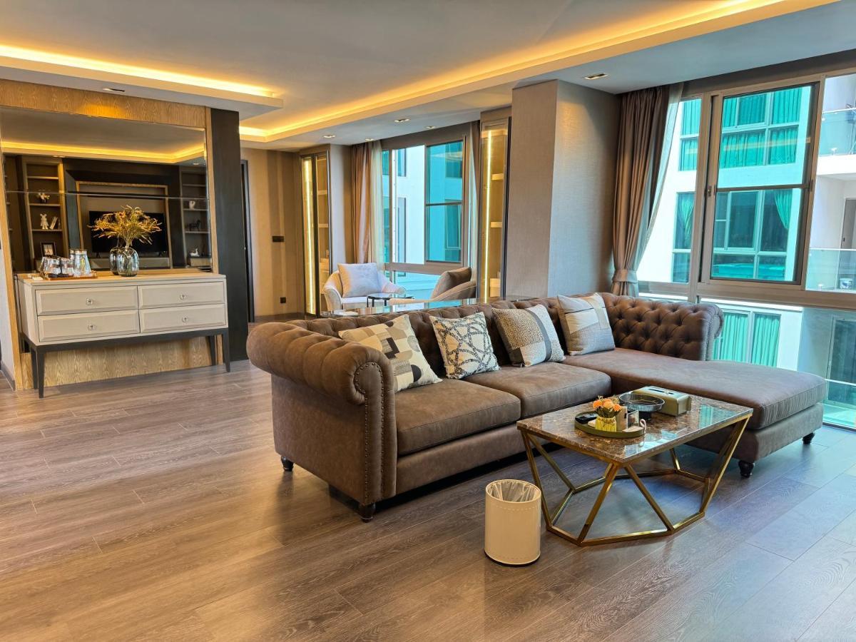 Night Market Super Large Luxurious 3-bedroom Hotel-style Chiang Mai