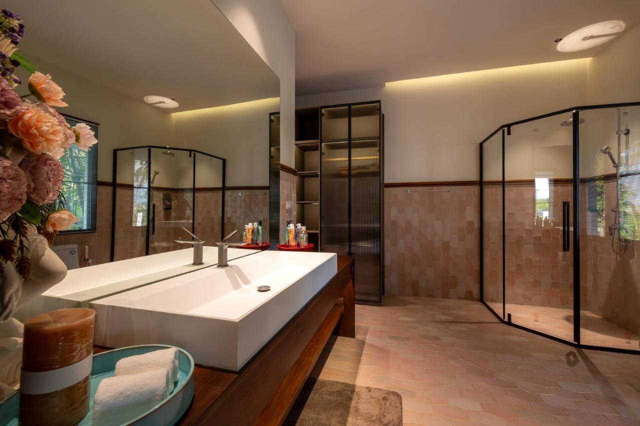 Entire Luxury Private Pool No.8 Villa