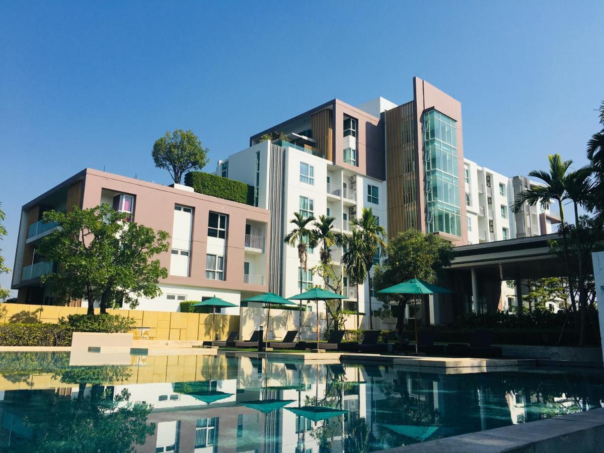 Apartment N8-serenelake Lakeside湖景泳池，清迈最高端小区，近机场，网红餐厅，步行5分钟左右可以到7-11便利店 *