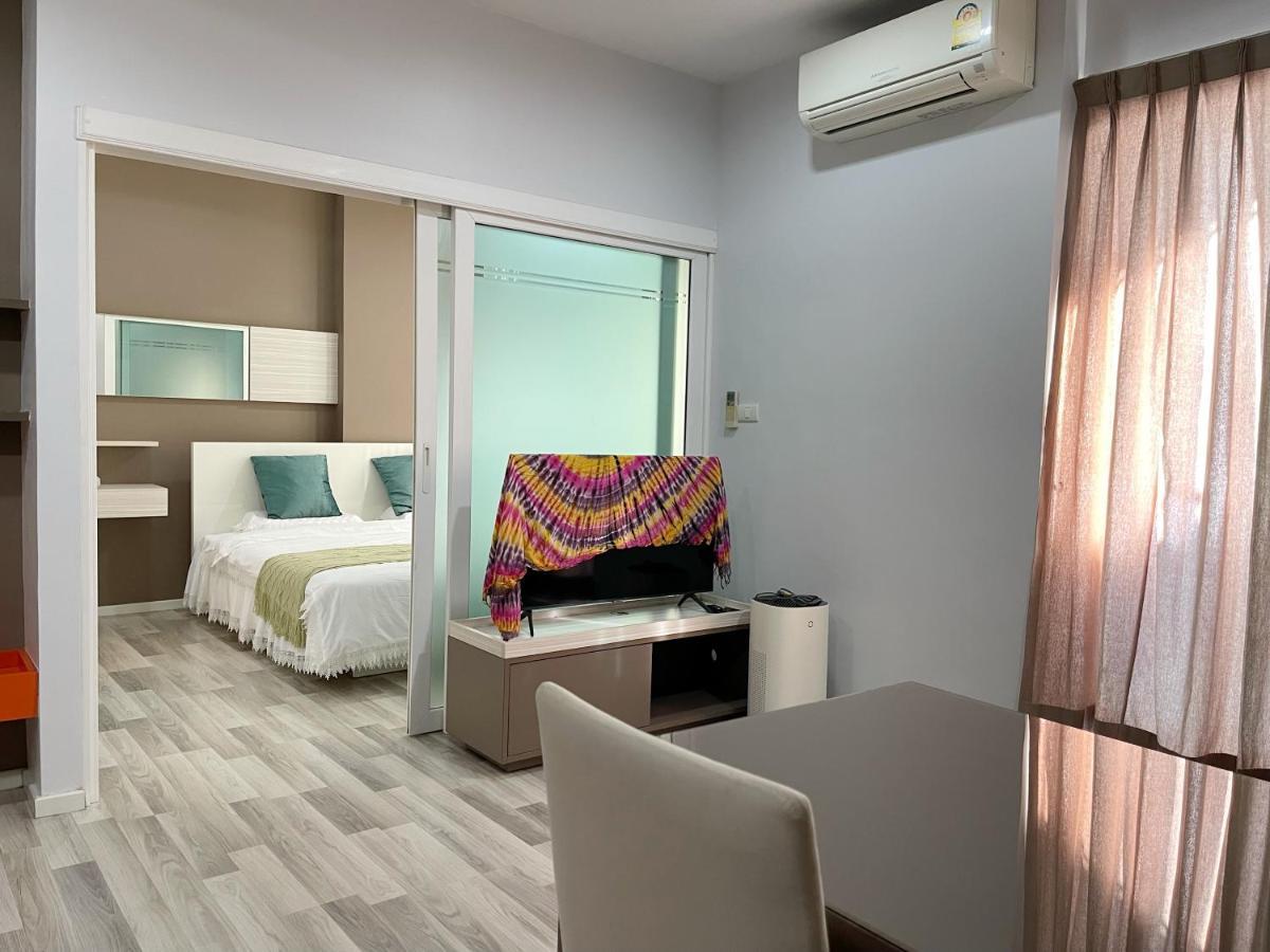 Apartment N8-serenelake Lakeside湖景泳池，清迈最高端小区，近机场，网红餐厅，步行5分钟左右可以到7-11便利店