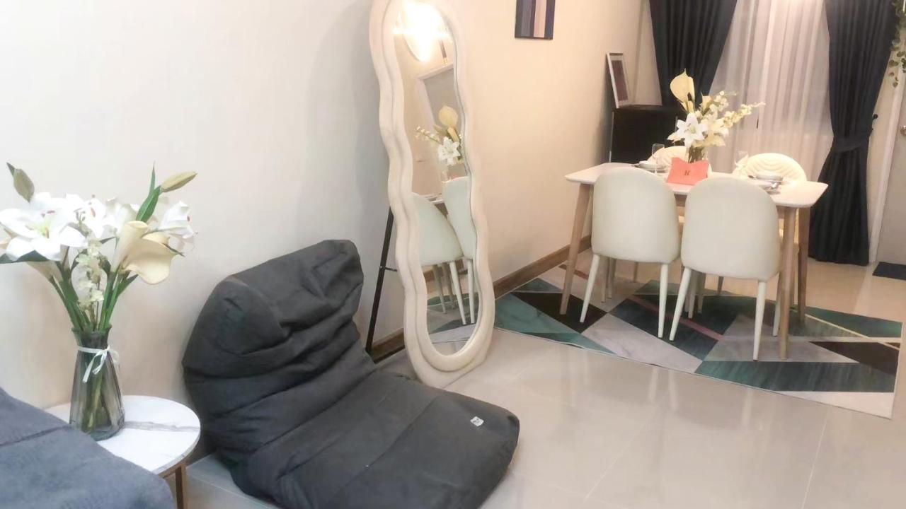 4 In Golden Town Villa *