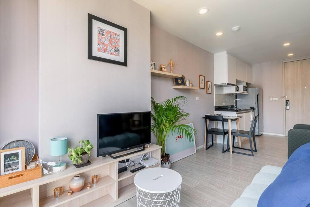 Modern In Nimman Apartment *