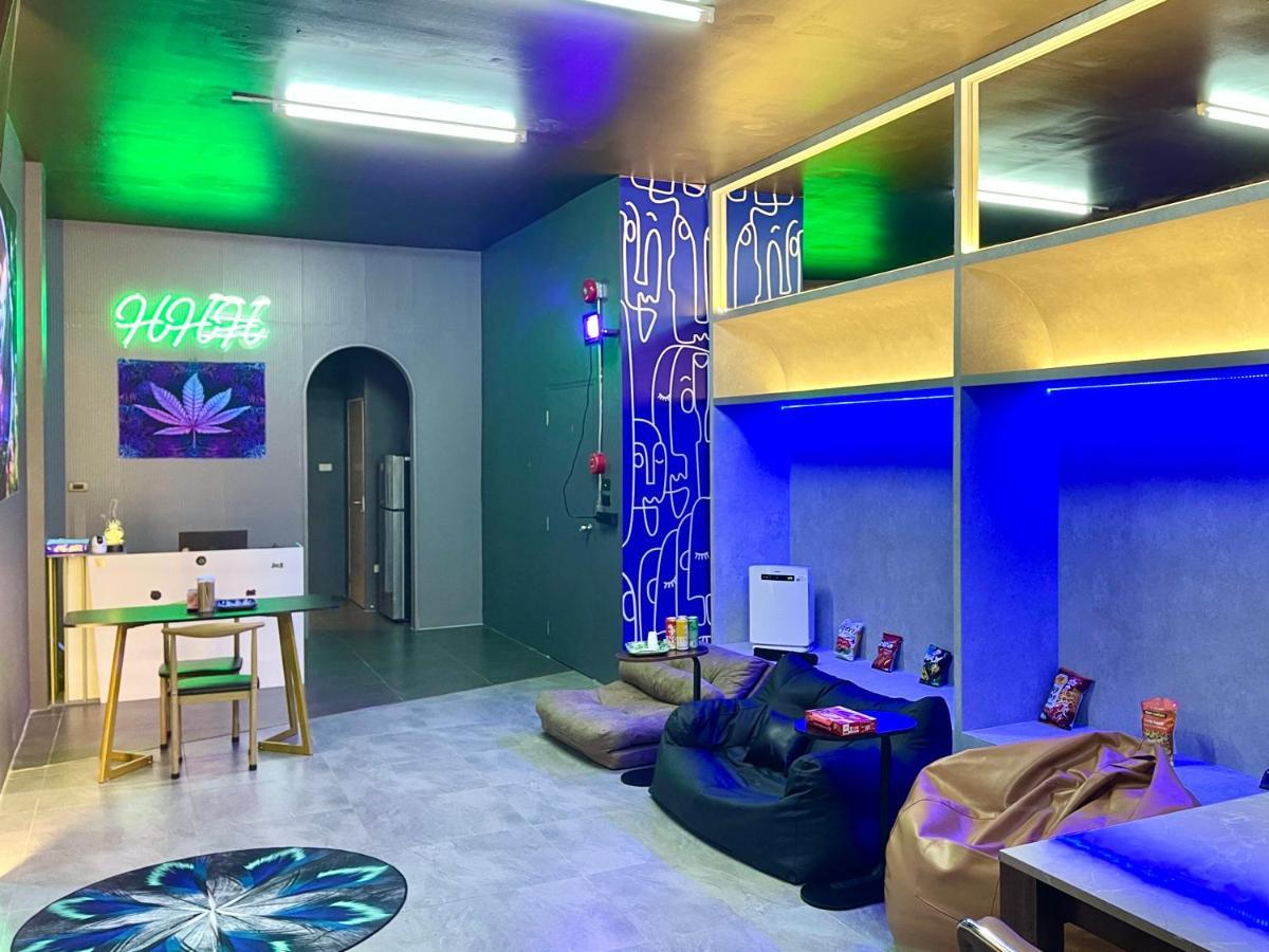 High High Hostel