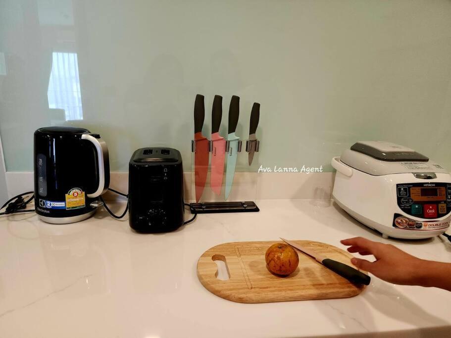 Apartment The Astraskyriver Luxurious 2 Full Bedroom - 73 Sqm Chiang Mai