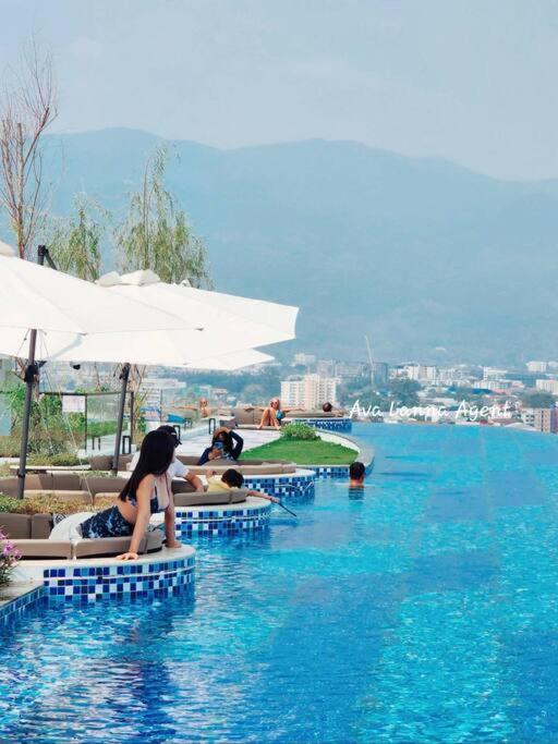 Apartment The Astraskyriver Luxurious 2 Full Bedroom - 73 Sqm Chiang Mai