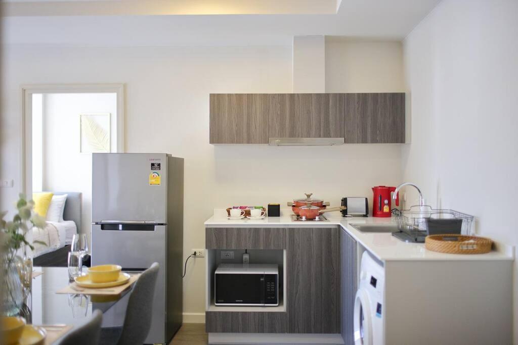 Brand New Homely 2 Bedrooms *