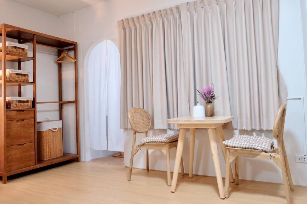 Story Nimman Apartment