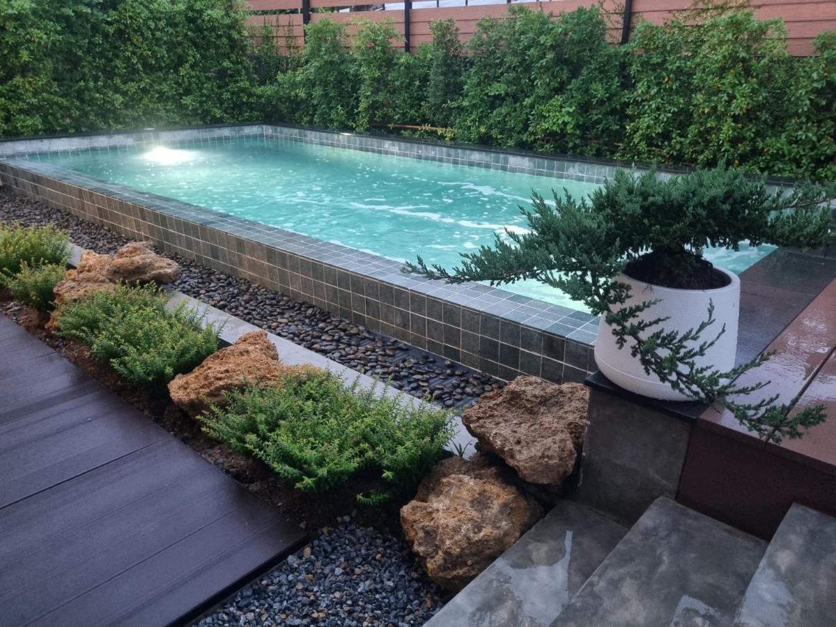 Autumn Private Pool Villa *