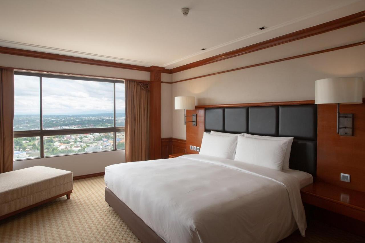 Hotel Centara Riverside
