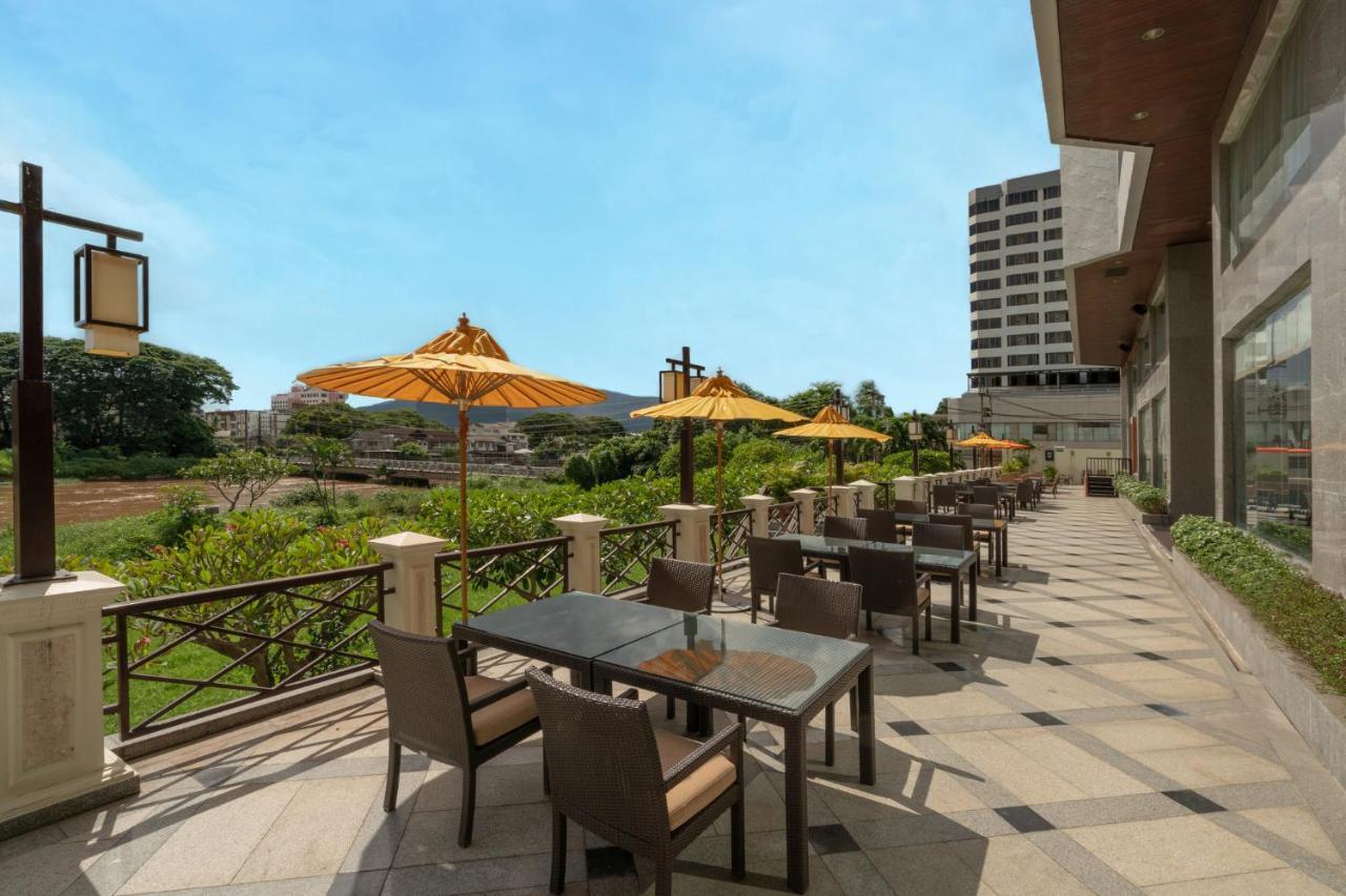 Centara Riverside Hotel