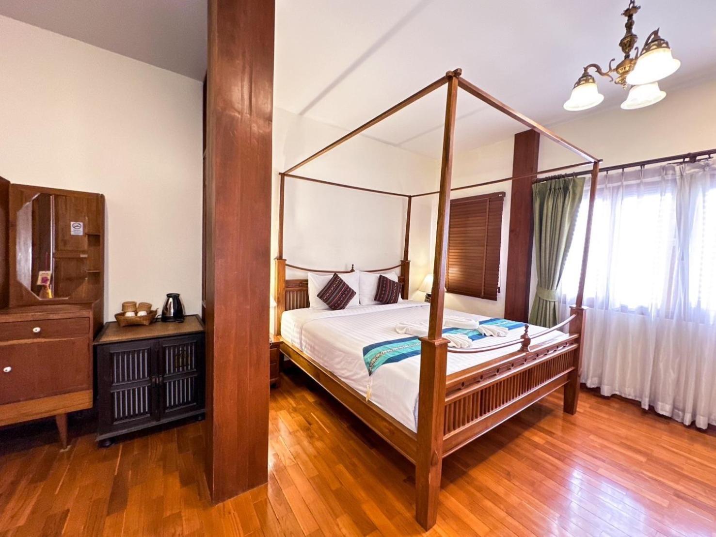 Guest house Rustic River Boutique