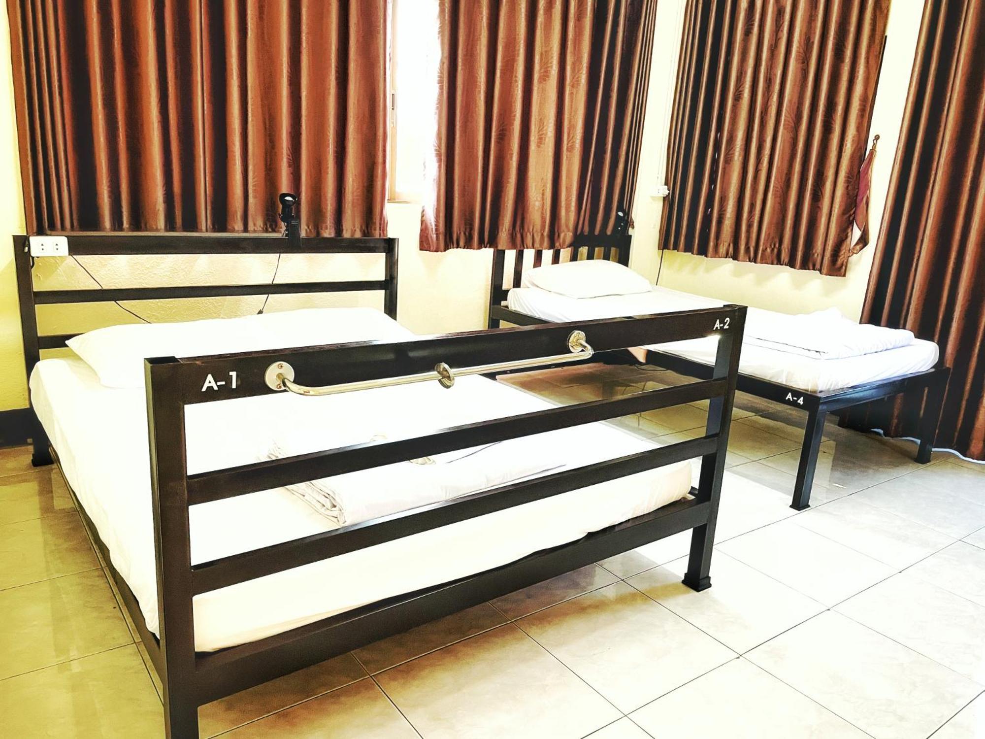 Hostel Inncome