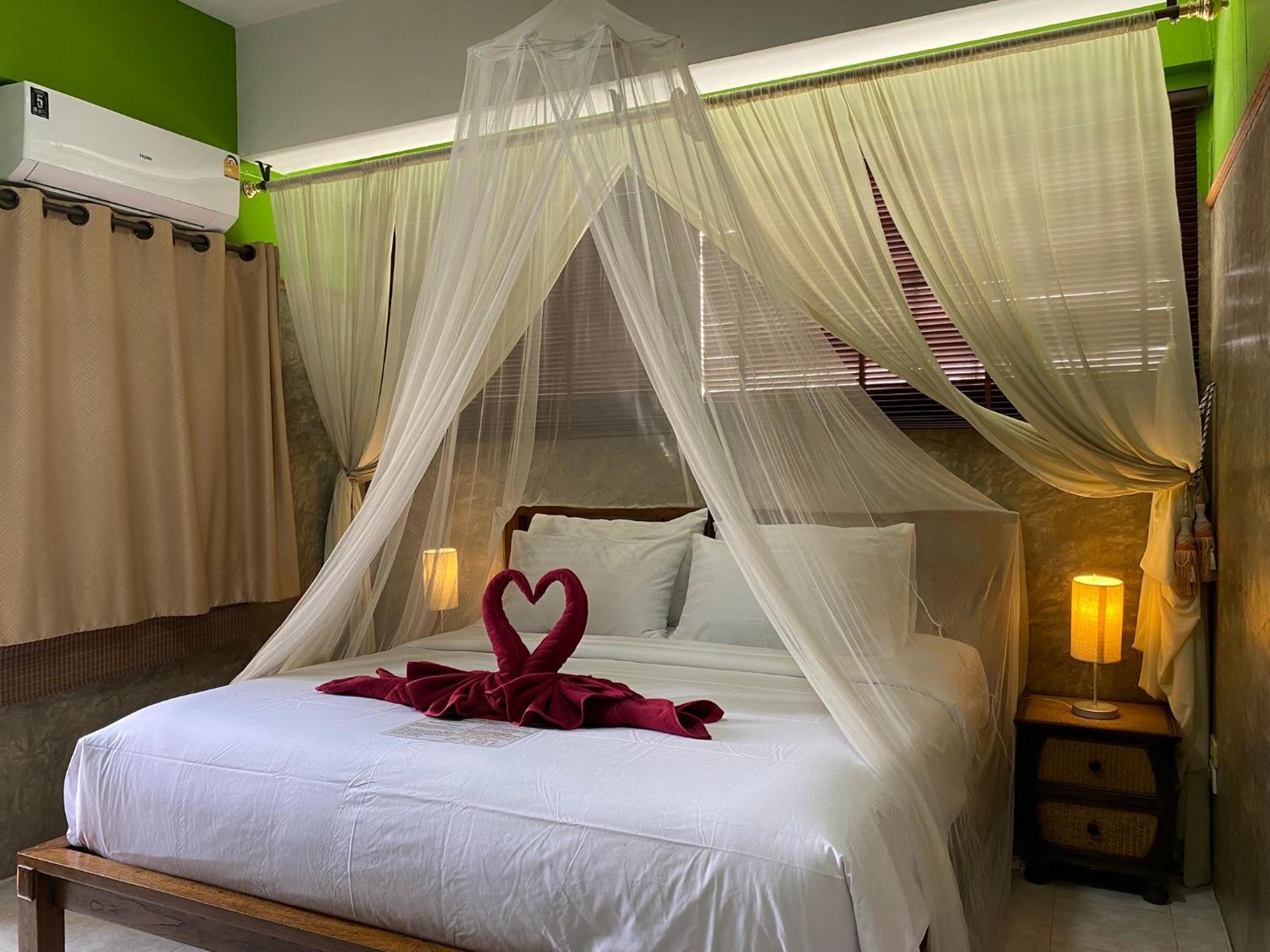 Awana House Bed & Breakfast
