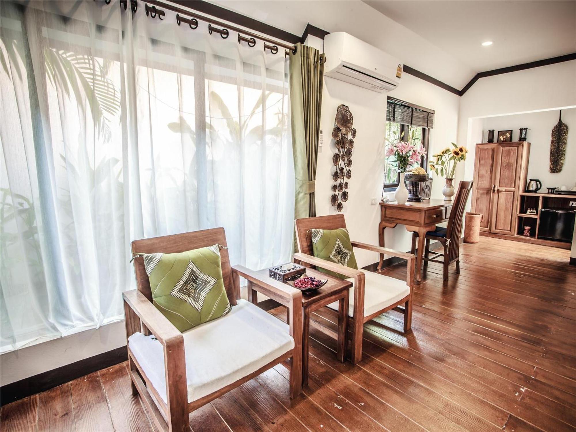 E-outfitting Boutique 4*