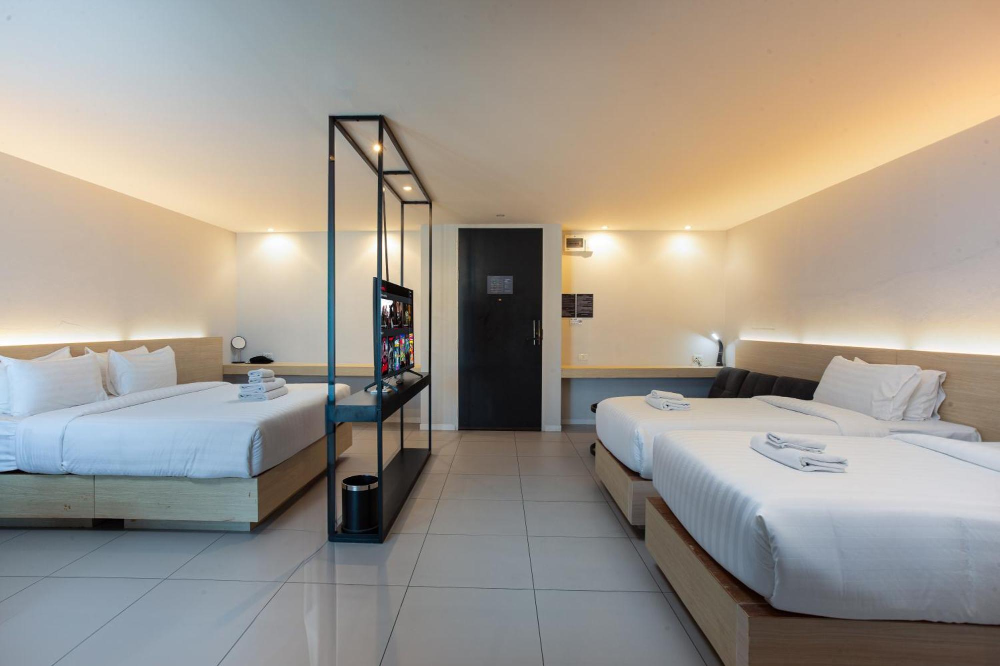 Book Design - Sha Extra Hotel 4*