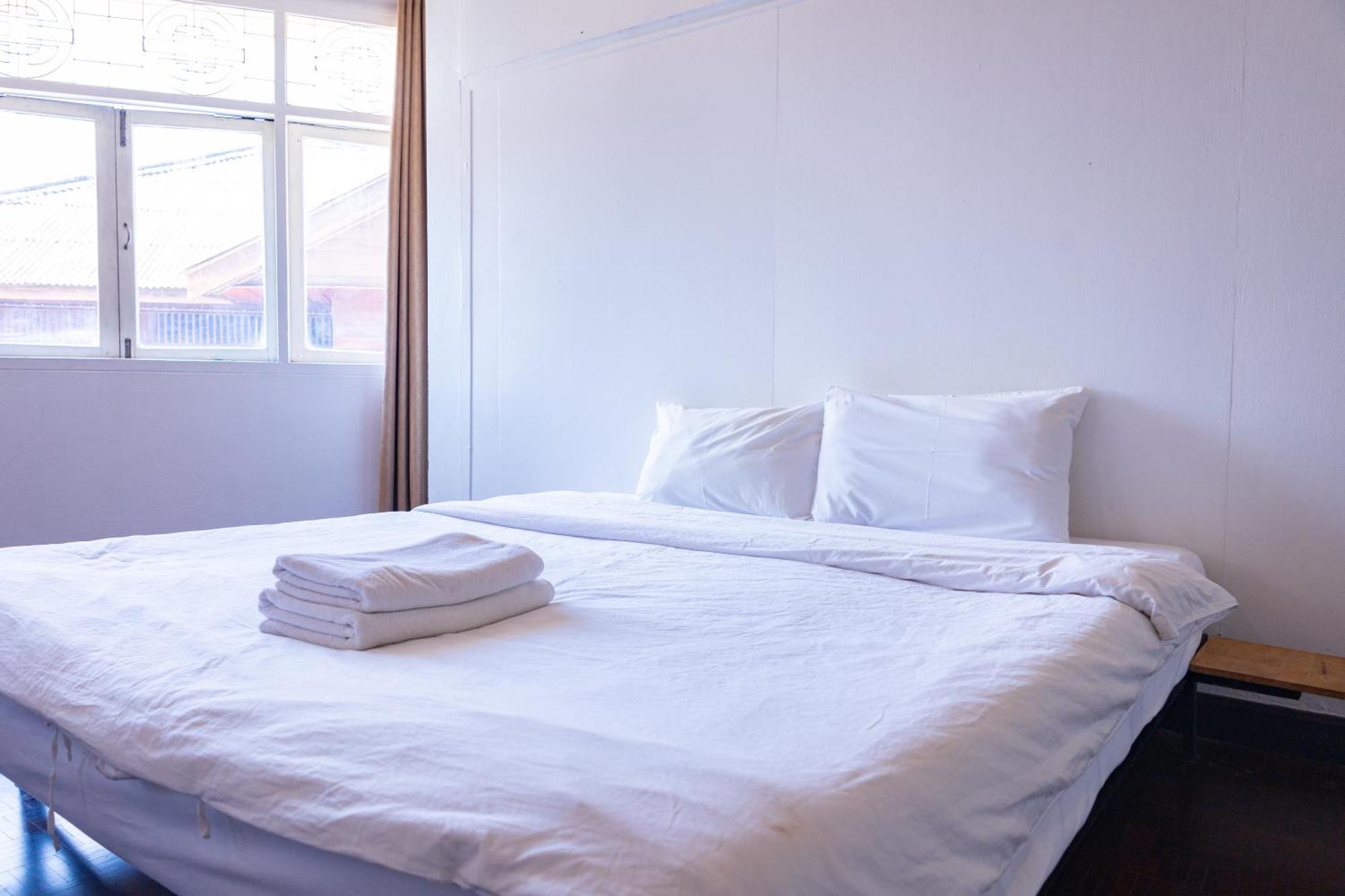 Go Thapae - โก อินน์​ ท่าแพ Hotel 3*