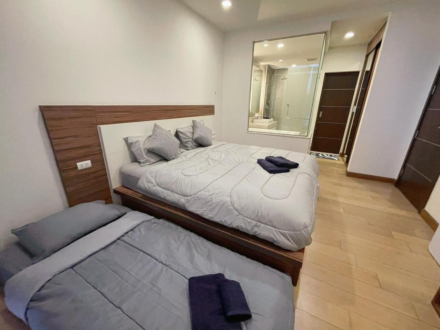 Apartment The Astra Luxury In Town