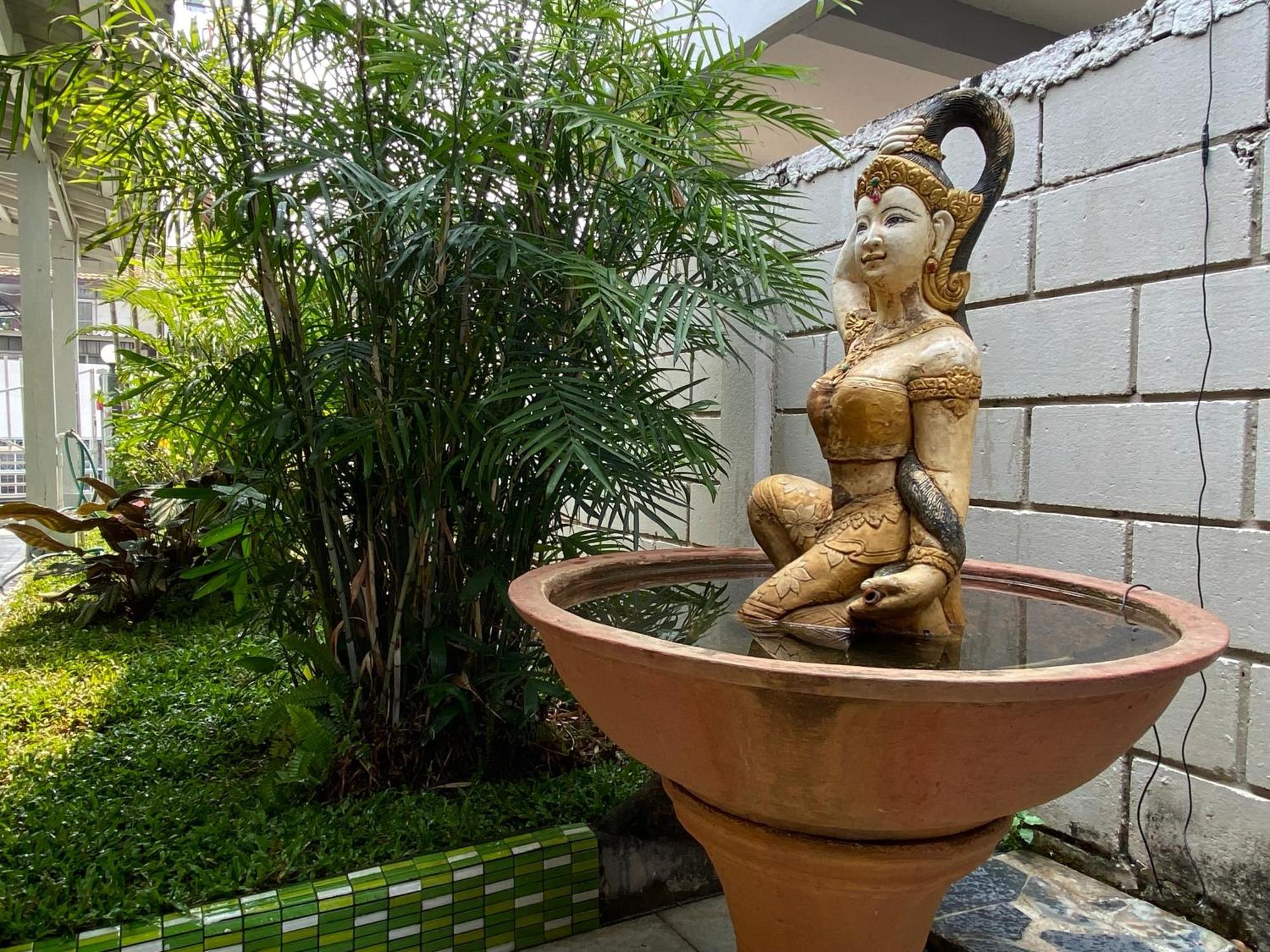 Homestay Booming House 清迈布鸣别墅 *