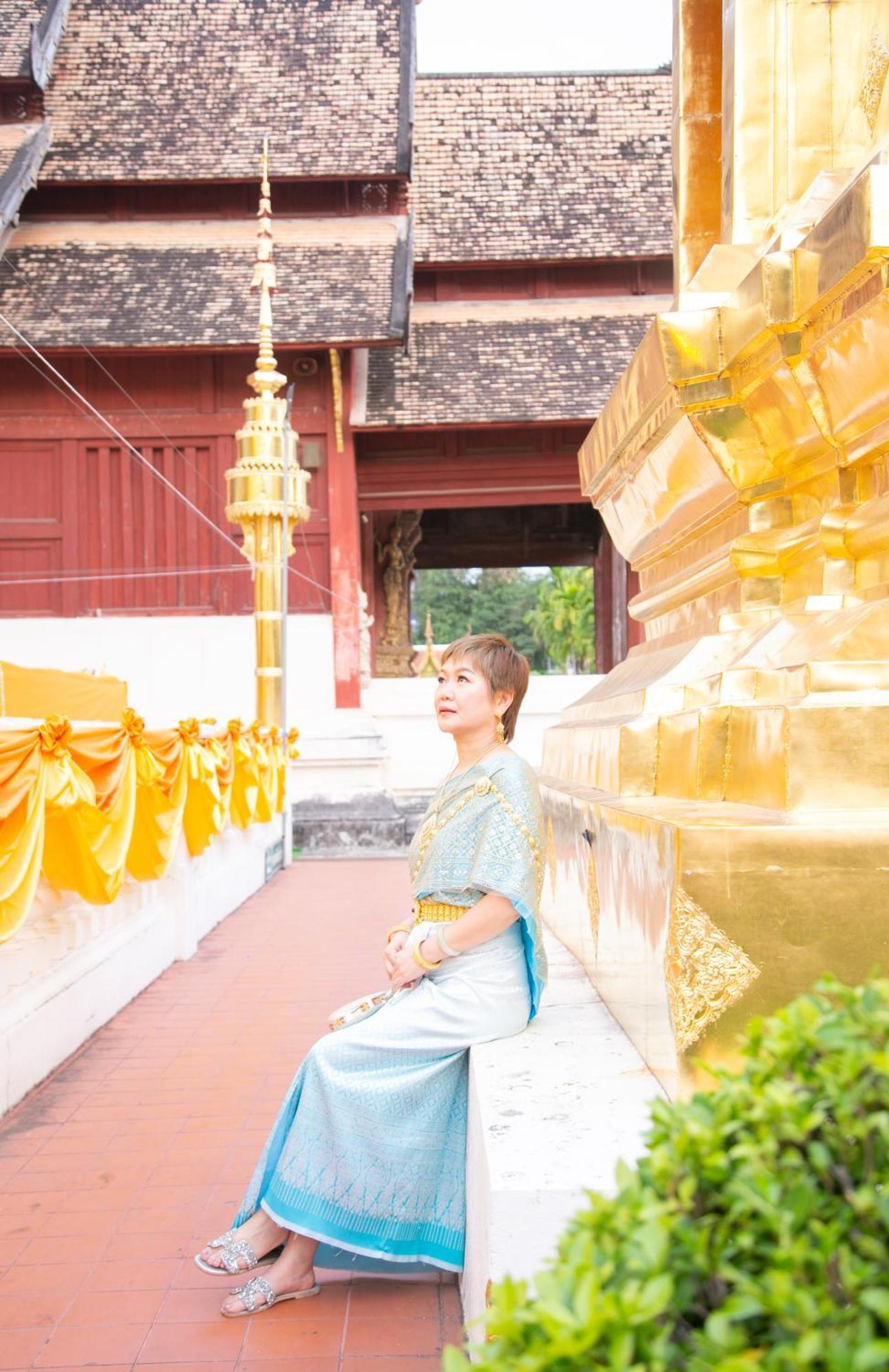 Hello Host - Yellow Pangsapuri