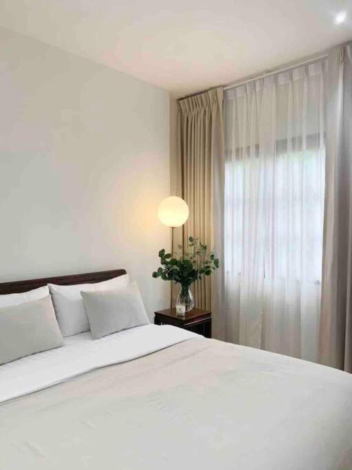Apartment White Wood House In