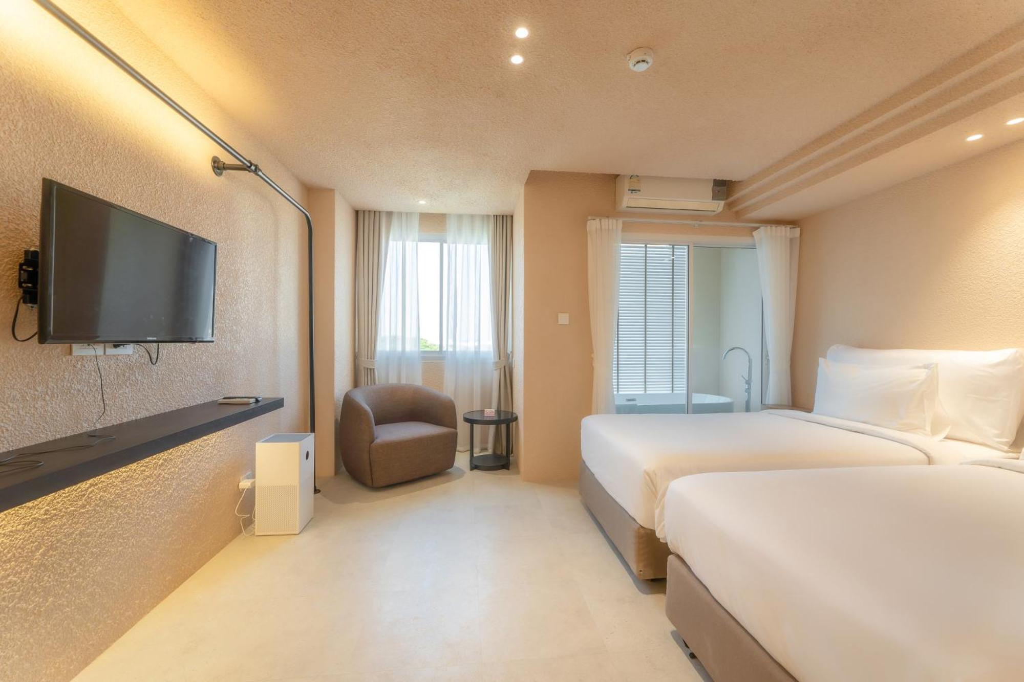 Mai Hotel 3*