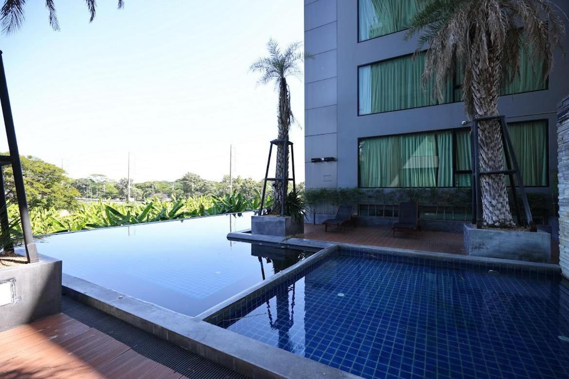 Apartment Luxury Modern Garden View