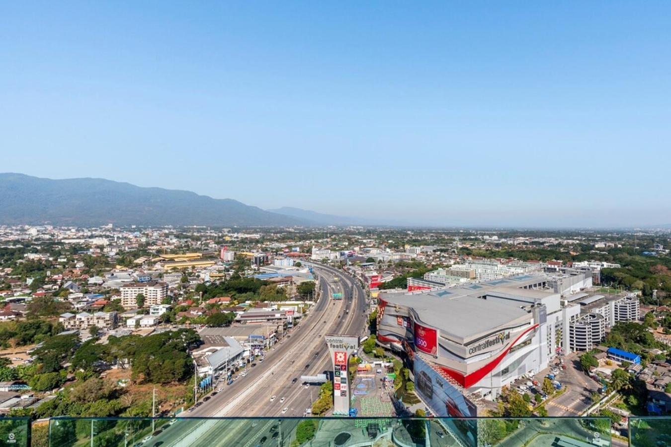 Luxury 31st Floor With Swimming Pool Chiang Mai