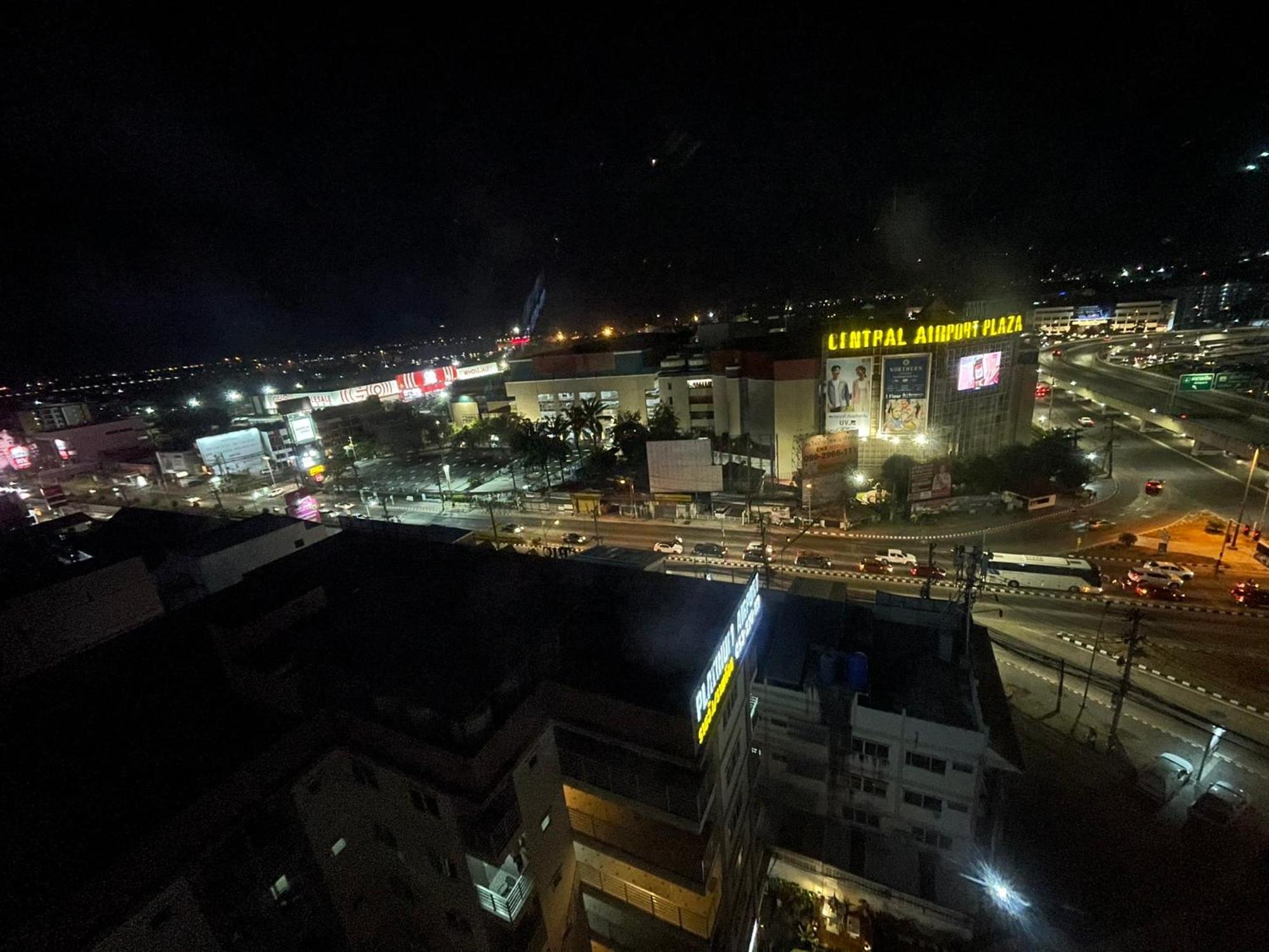 The Prio Near Airport Plaza Appartement *
