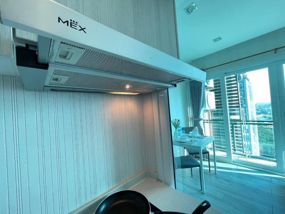 The Prio Near Airport Plaza *