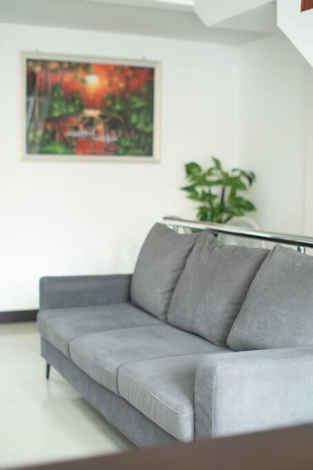 Apartment Private 3 Bedroom Townhome In Of Cm Near Old Chiang Mai