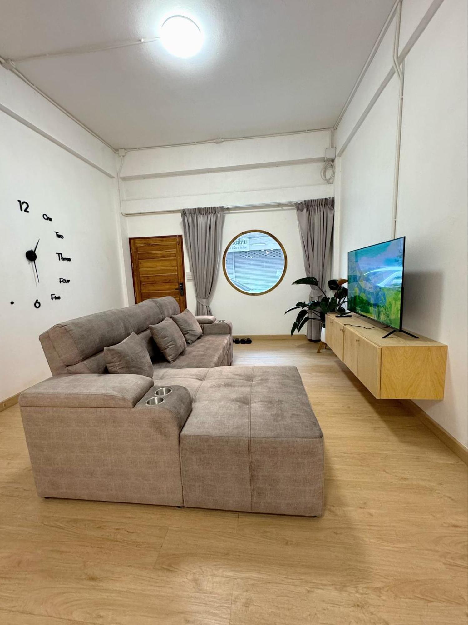 Holiday home Baan Samurai Suan Buak Haad Old