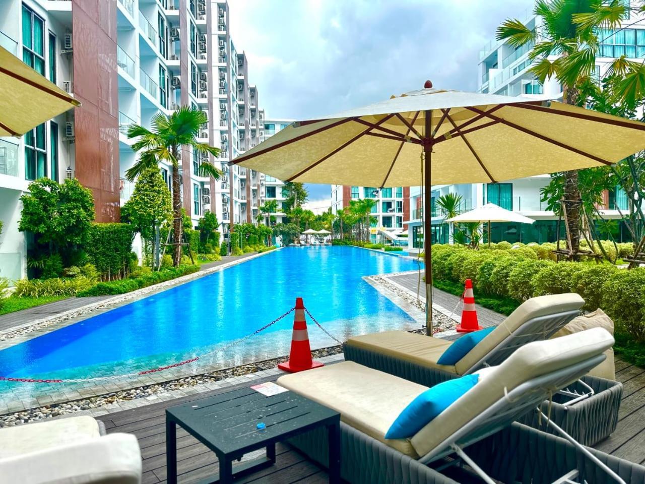 Homestay 3 Min Walk To Festival, Infinity Pool, 1 Bedroom 1 Bathroom Chiang Mai