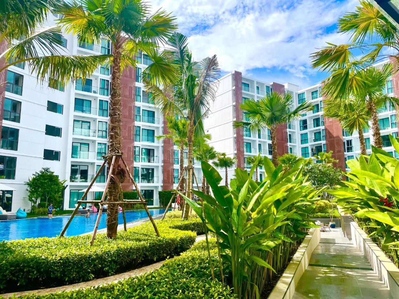 3 Min Walk To Festival, Infinity Pool, 1 Bedroom 1 Bathroom Homestay *