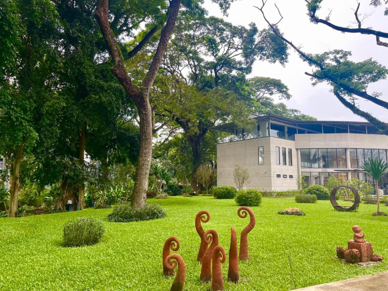 3 Min Walk To Festival, Infinity Pool, 1 Bedroom 1 Bathroom *
