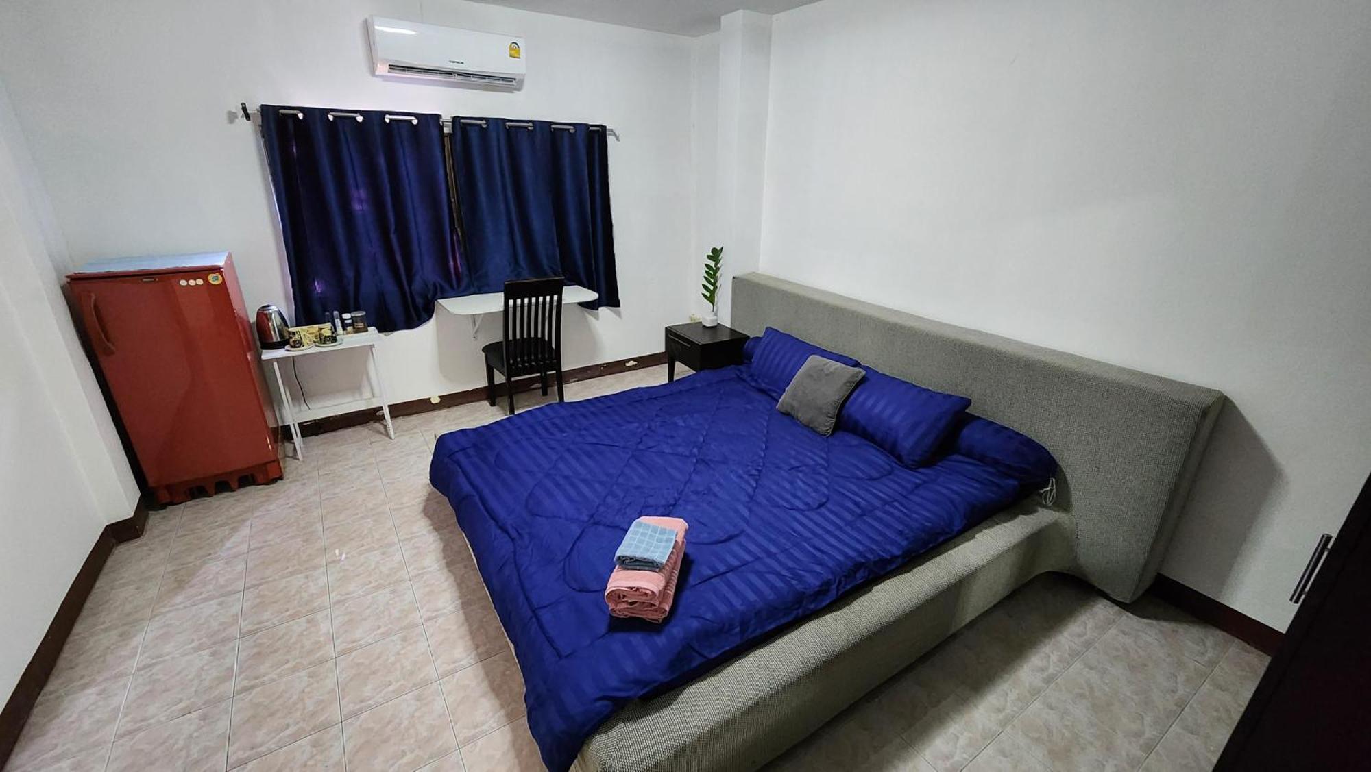 Accommodatie bij particulieren Comfy And Spacious Room, Close To The Royal Park Rajapruek Chiang Mai