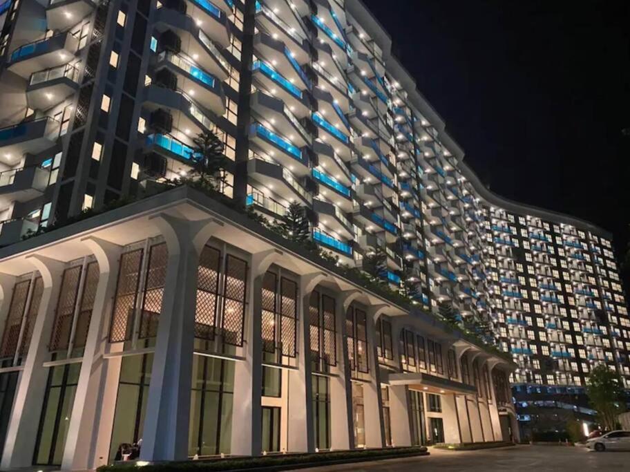 The Astra Sky River Melissa Apartment *