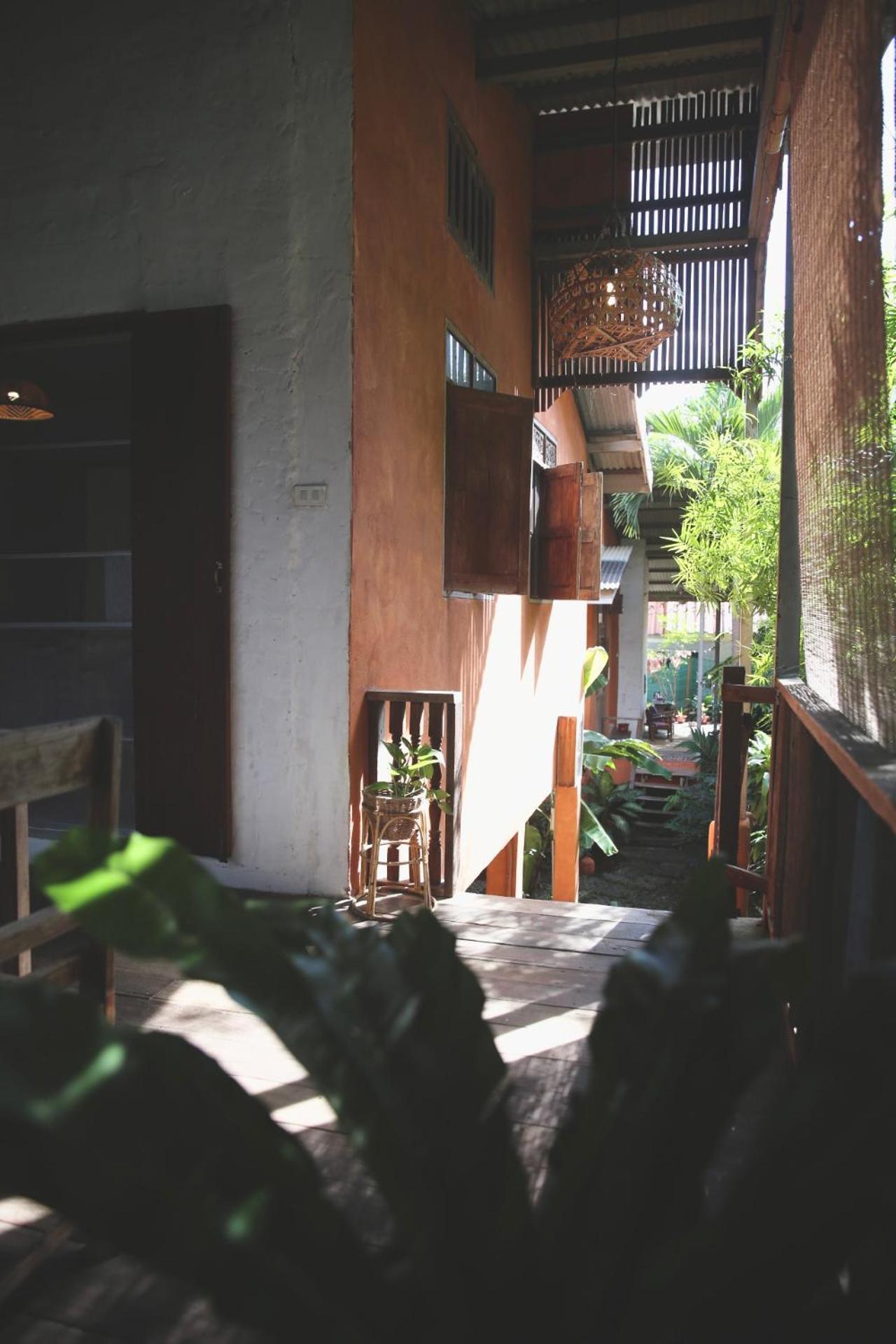 Homestay Baannoi Nornmuan Retreat Vacation & Workshop Chiang Mai