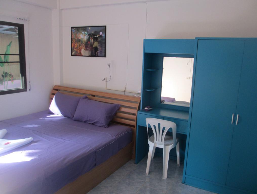 Viraporn's Place Hotel 3*