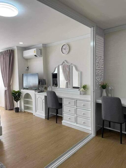 Brand-new 1br *