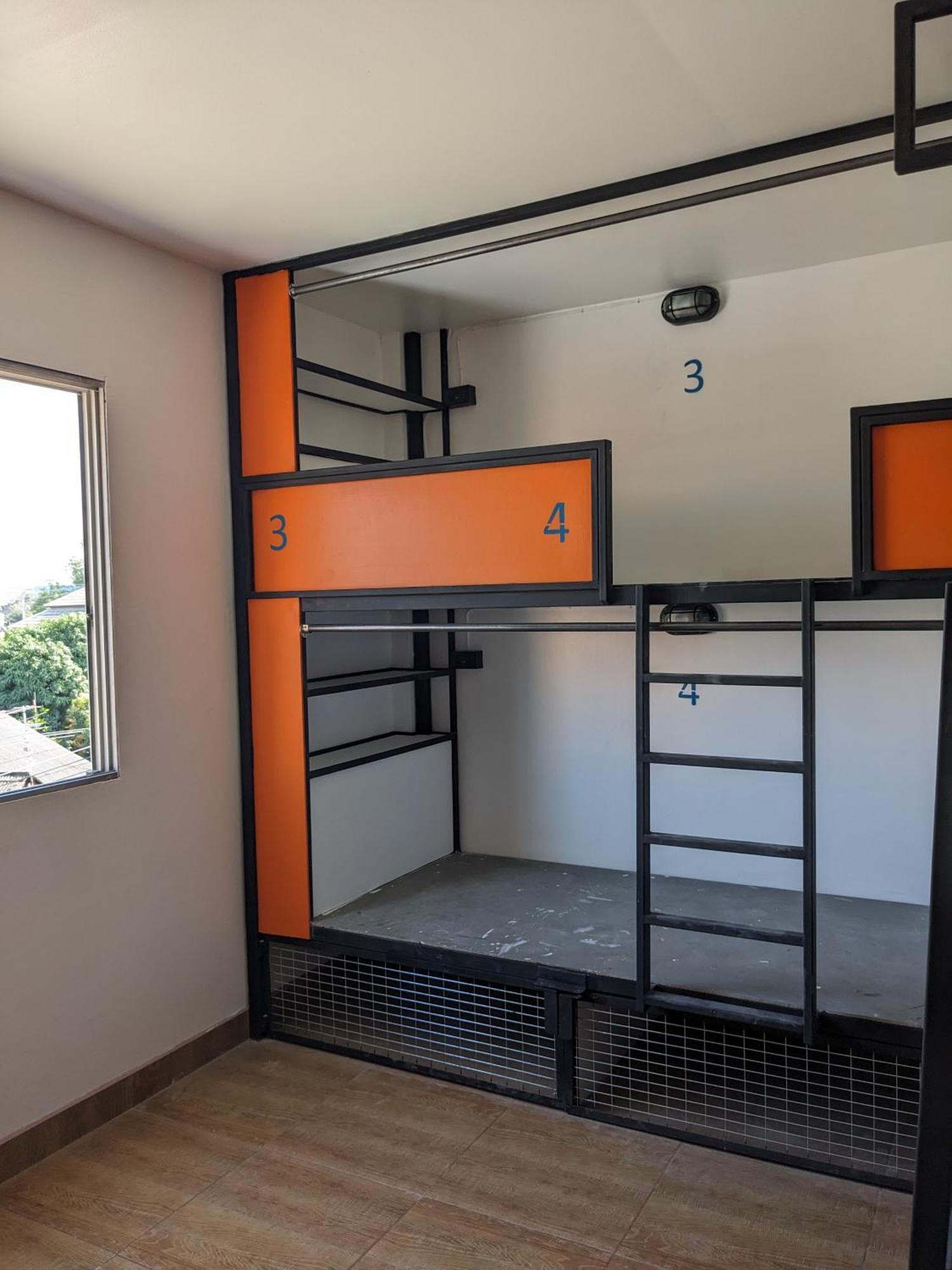Revolution - Old Town Hostel
