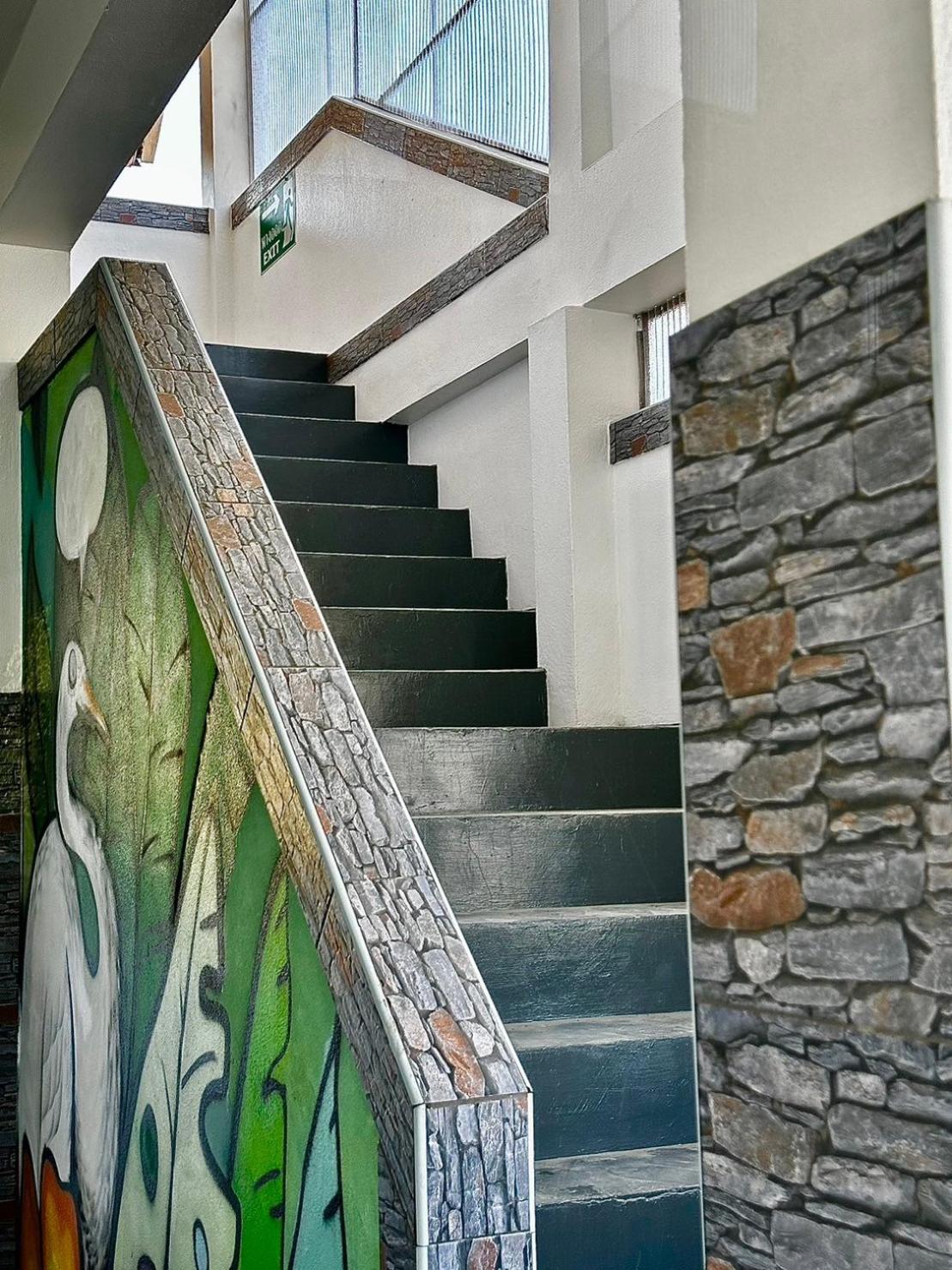 Revolution - Old Town Hostel