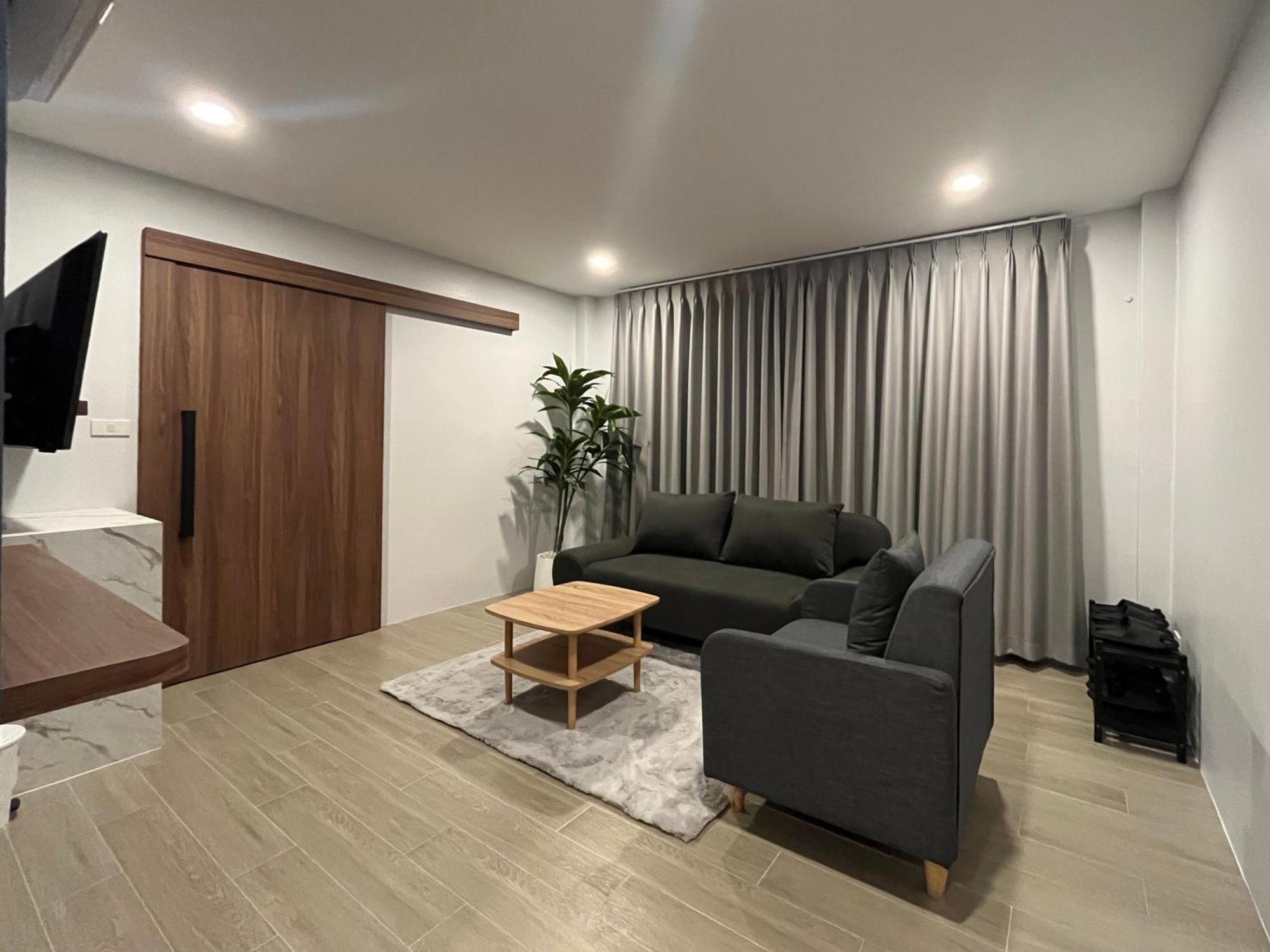 Rendezvous Oldtown Chiangmai Sha Extra Guest house Chiang Mai