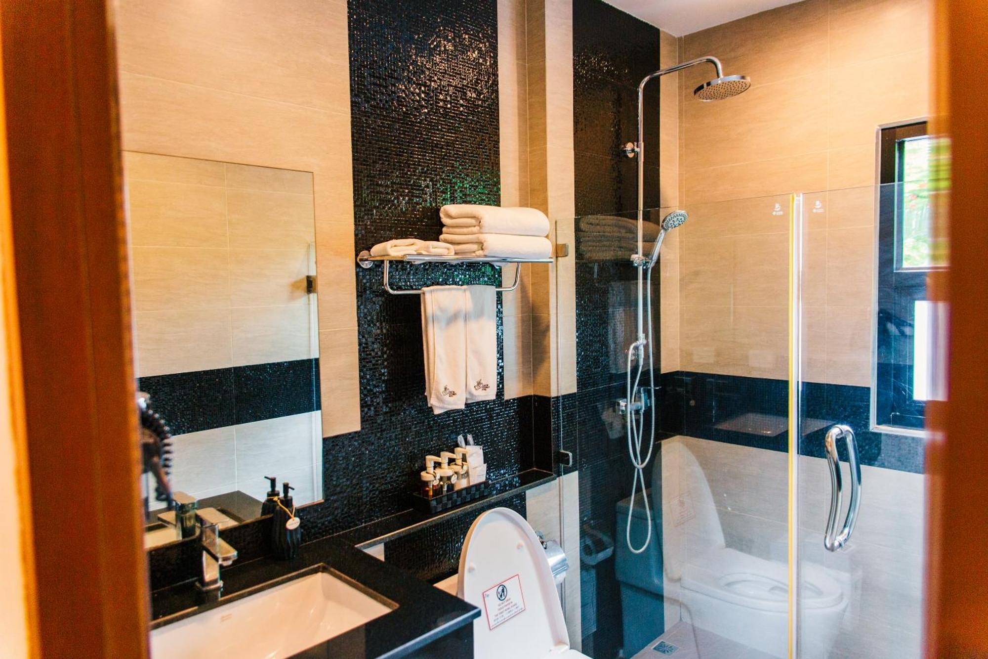 Hotel Wealth Boutique