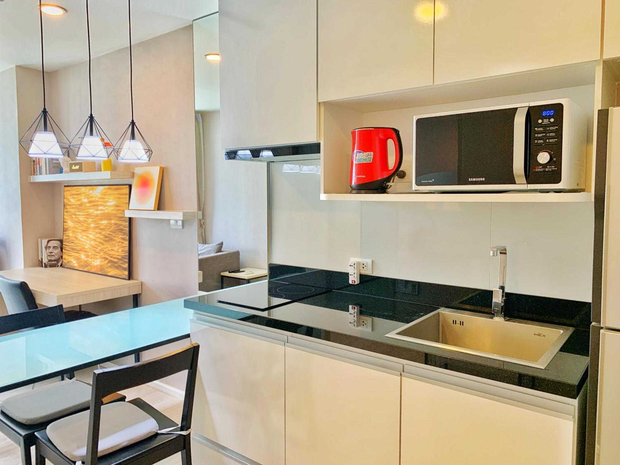 Cm Design Space In Ninman Maya Apartment *