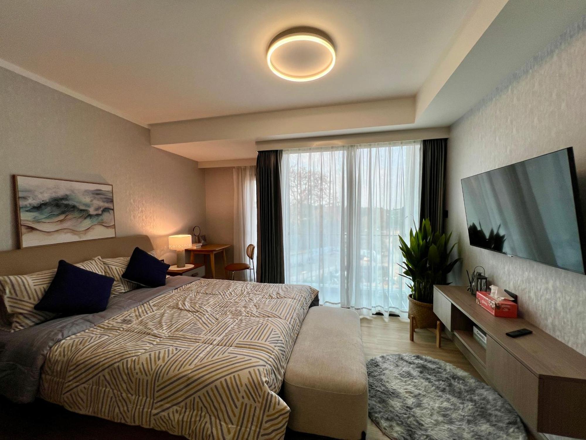One Sweet Apartment *
